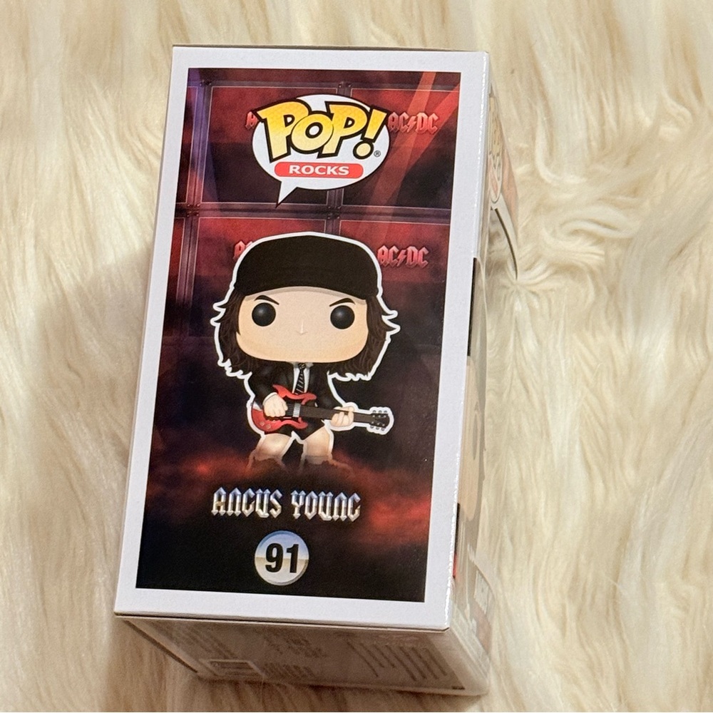 Funko Pop Rocks AC/DC Angus Young - Picture 4 of 5